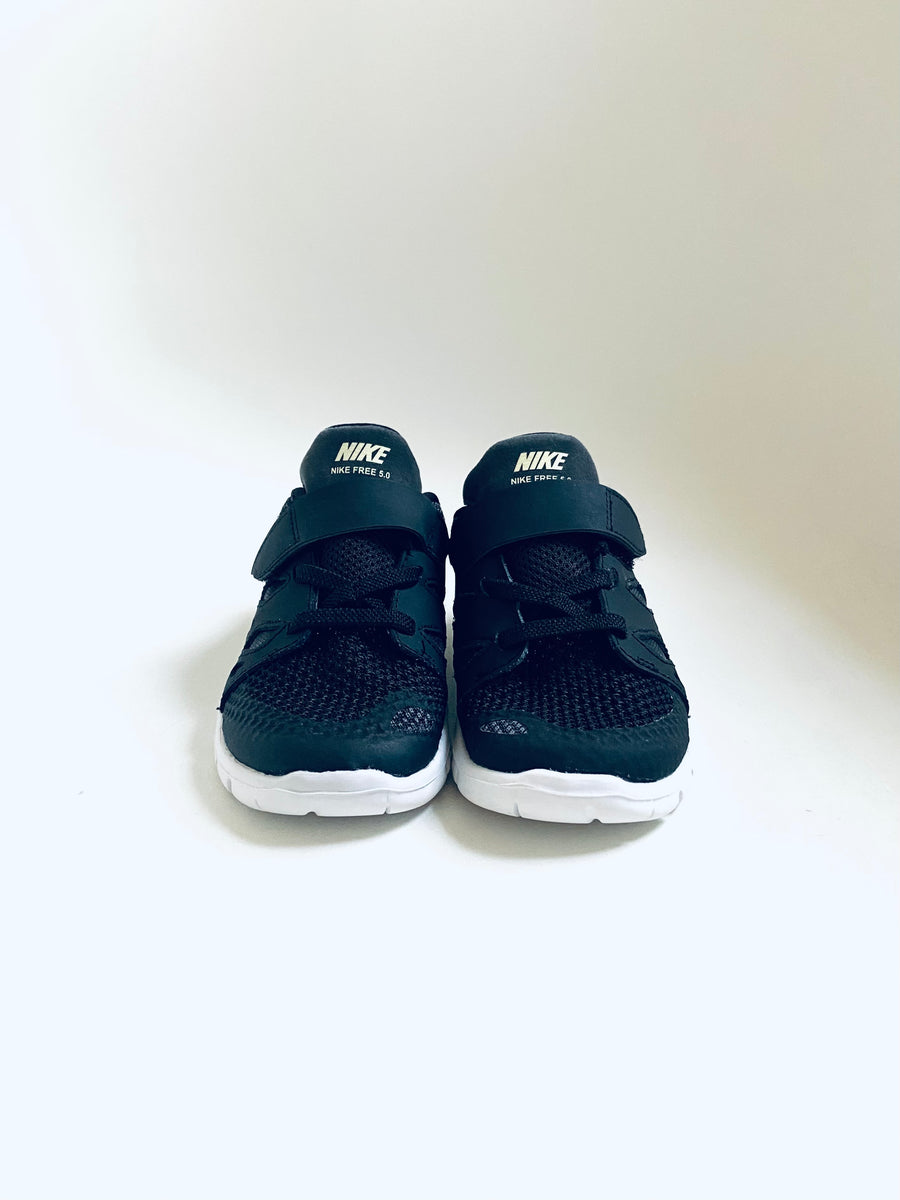 nike free kids shoes