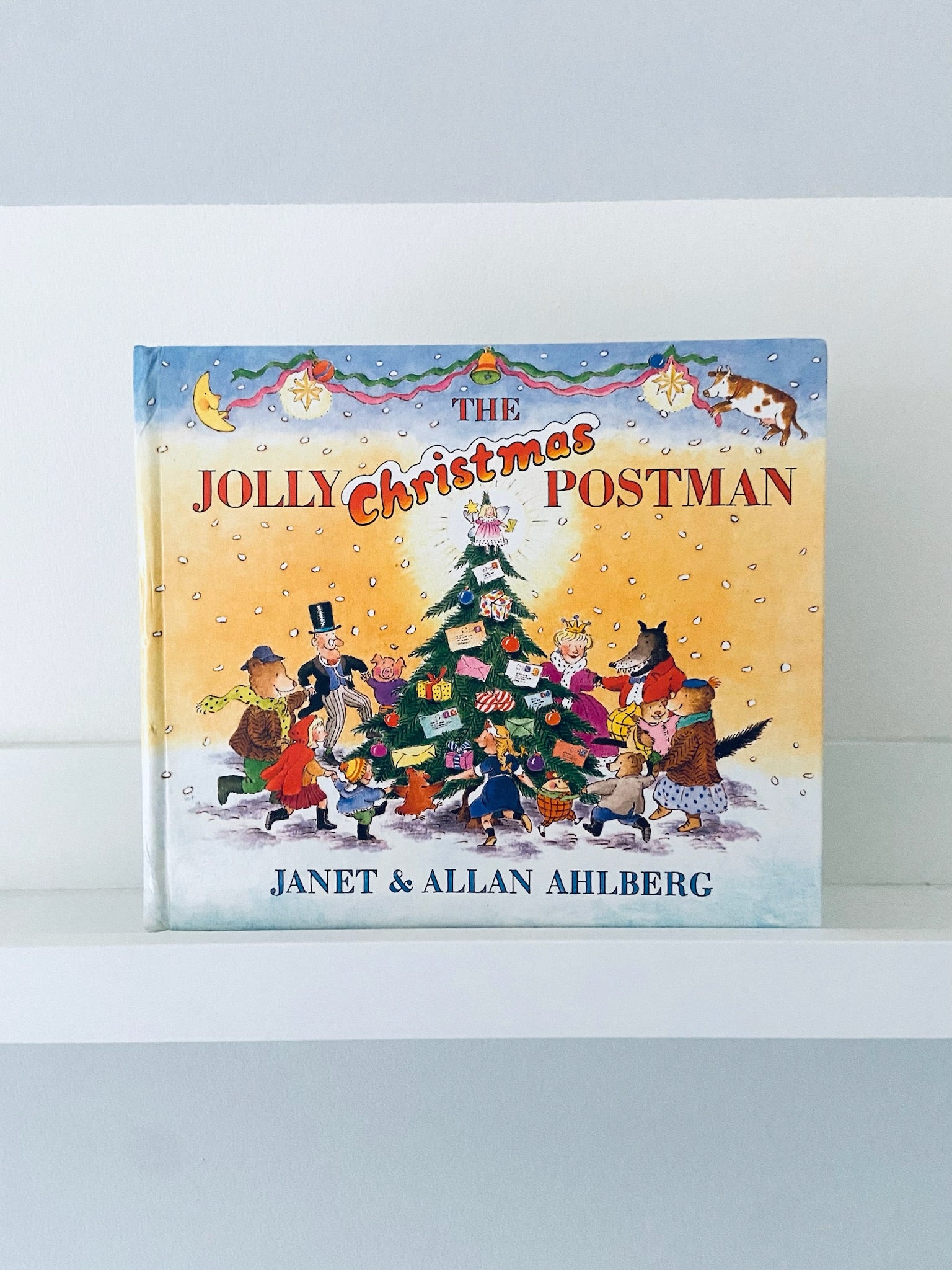 The Jolly Christmas Postman | Janet and Allan Ahlberg