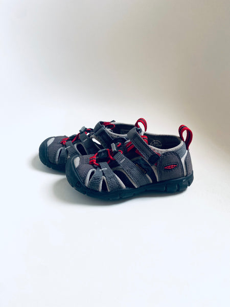 Keen | Newport H2 Sandals (Size 8 Toddler)