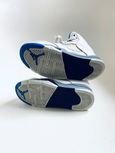 Nike | Air Jordan 5 Retro White Stealth (Size 12 Child)